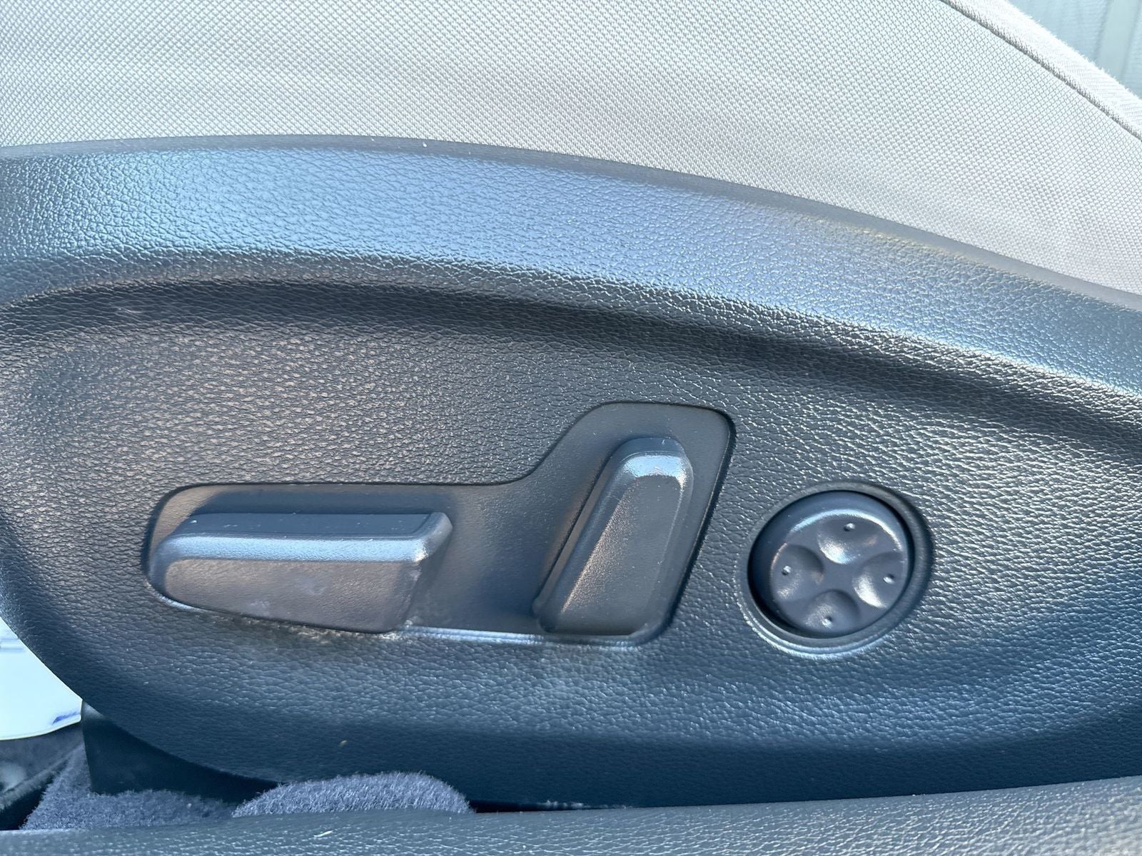 2017 Hyundai SONATA PLUG-IN HYBRID Base