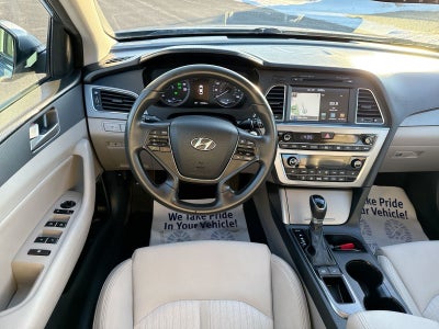 2017 Hyundai SONATA PLUG-IN HYBRID Base