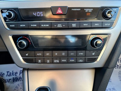 2017 Hyundai SONATA PLUG-IN HYBRID Base