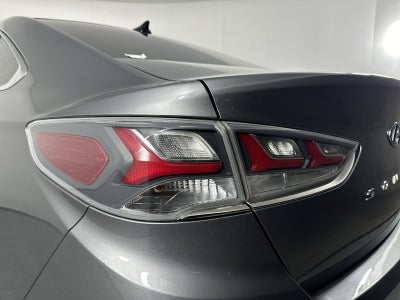 2018 Hyundai SONATA HYBRID Limited