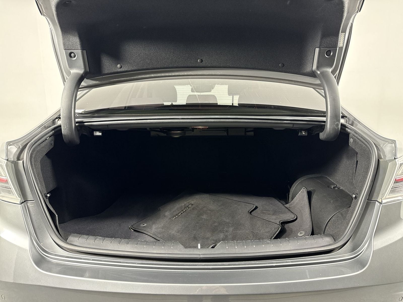 2018 Hyundai SONATA HYBRID Limited