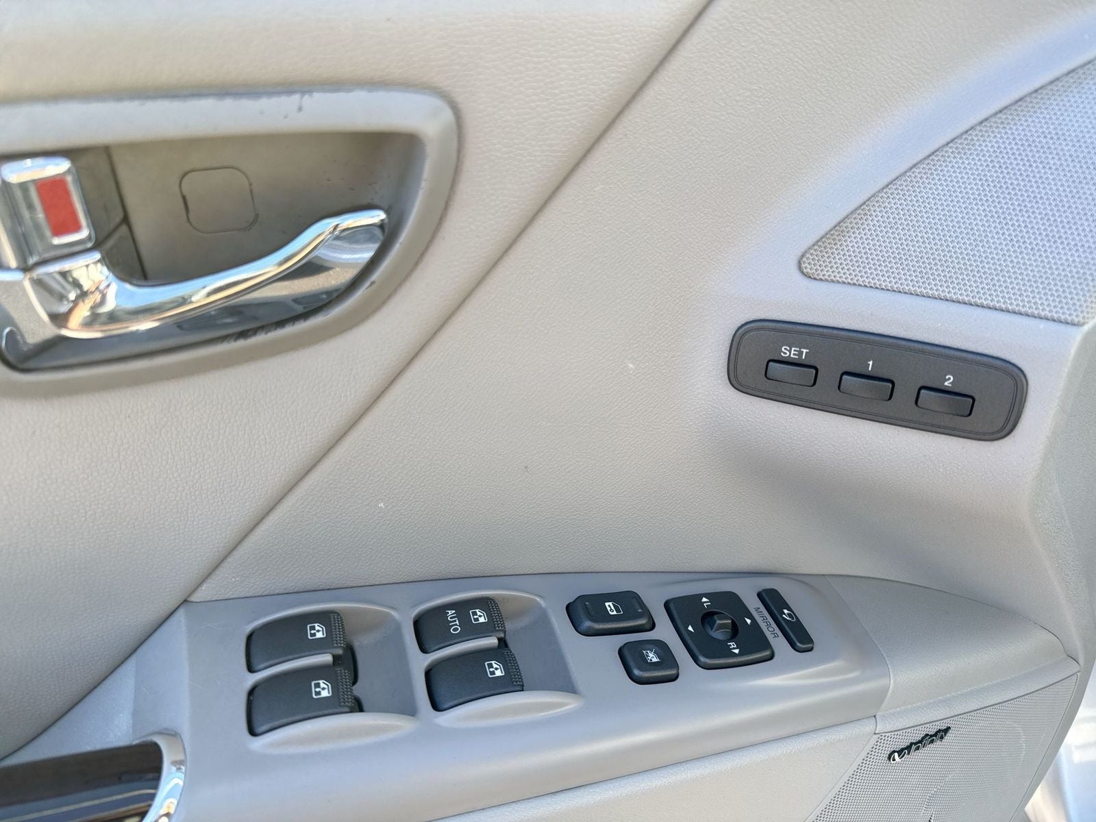 2011 Hyundai AZERA Limited