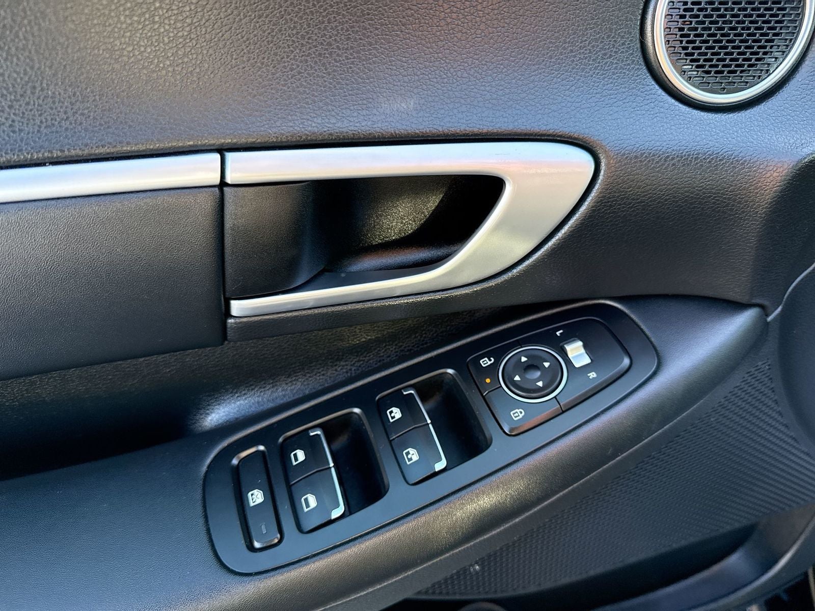 2025 Hyundai SONATA SEL Convenience