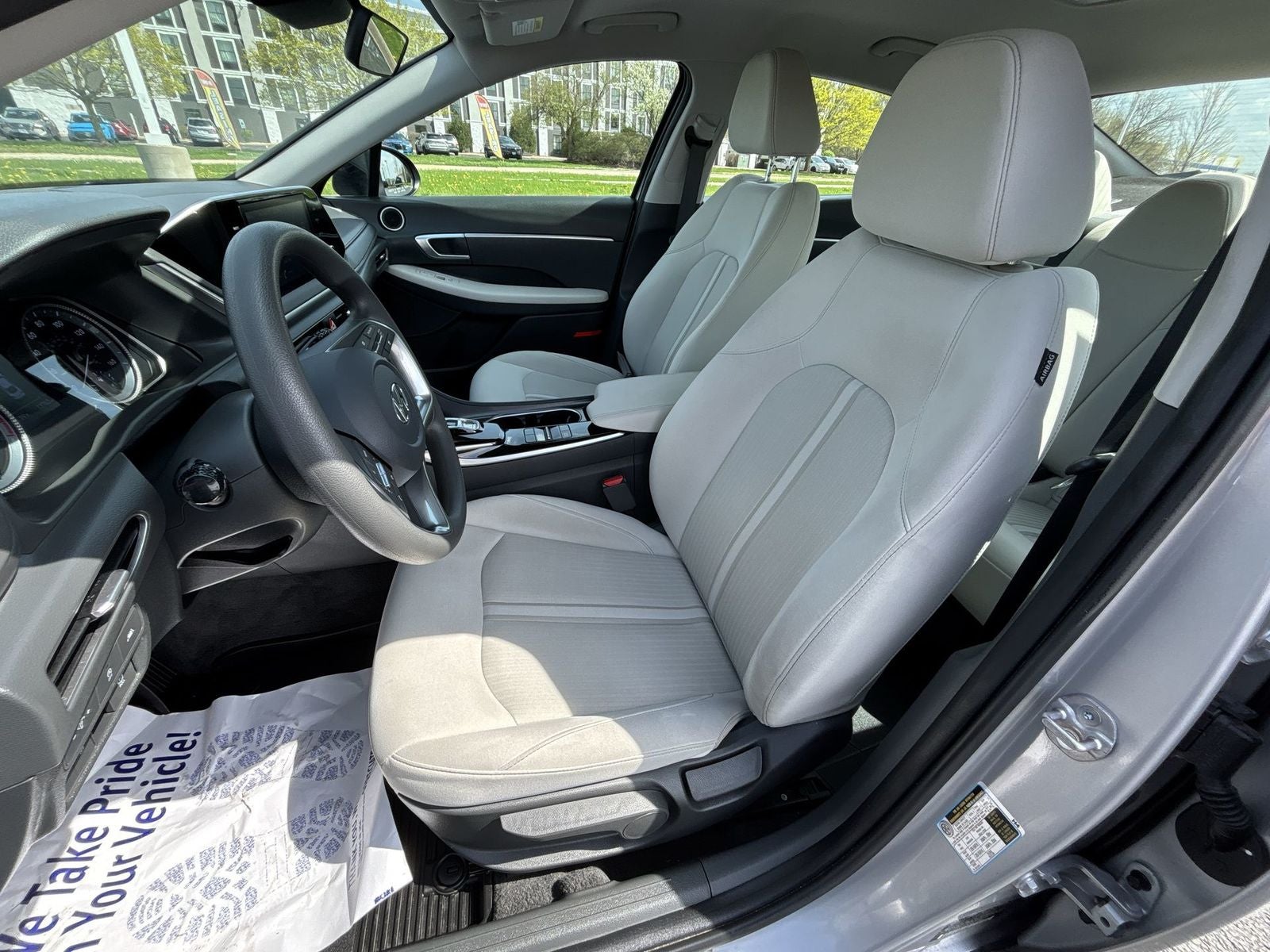 2023 Hyundai SONATA SE