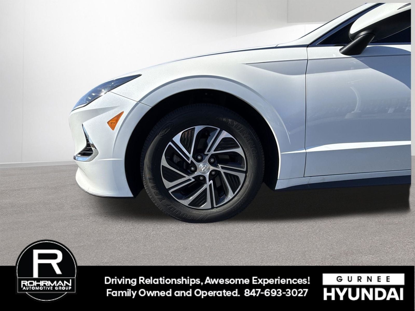 2022 Hyundai SONATA HYBRID Blue