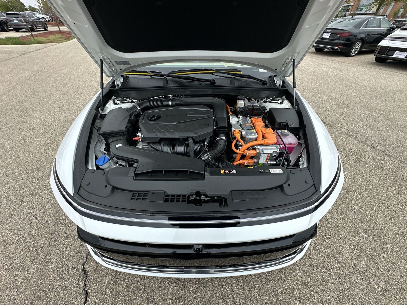 2025 Hyundai SONATA HYBRID Limited