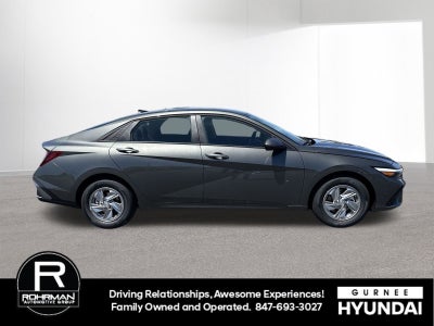 2026 Hyundai ELANTRA SE