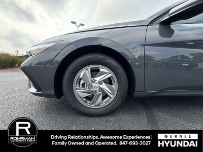 2026 Hyundai ELANTRA SE