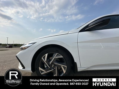 2025 Hyundai ELANTRA SEL Sport