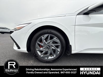 2024 Hyundai ELANTRA SEL