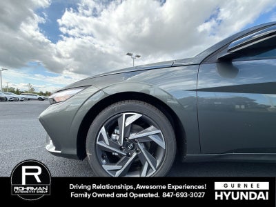 2025 Hyundai ELANTRA SEL Sport