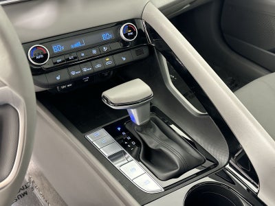 2022 Hyundai ELANTRA SEL Premium