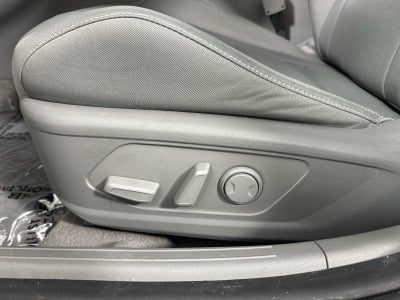 2022 Hyundai ELANTRA SEL Premium