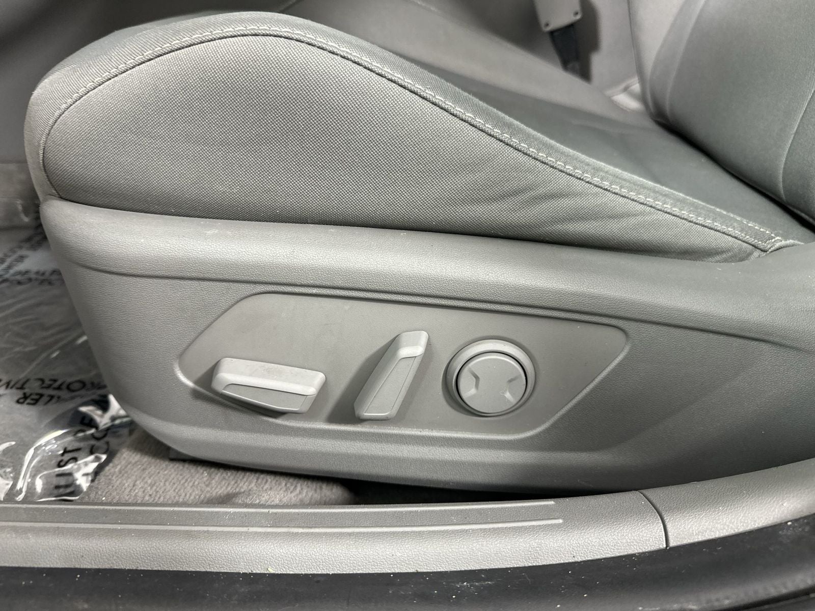 2022 Hyundai ELANTRA SEL Premium