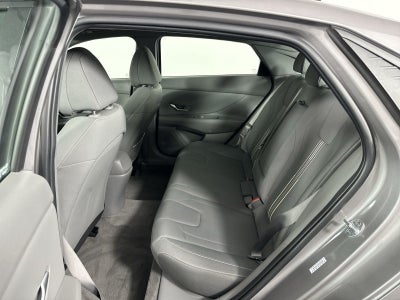 2022 Hyundai ELANTRA SEL Premium