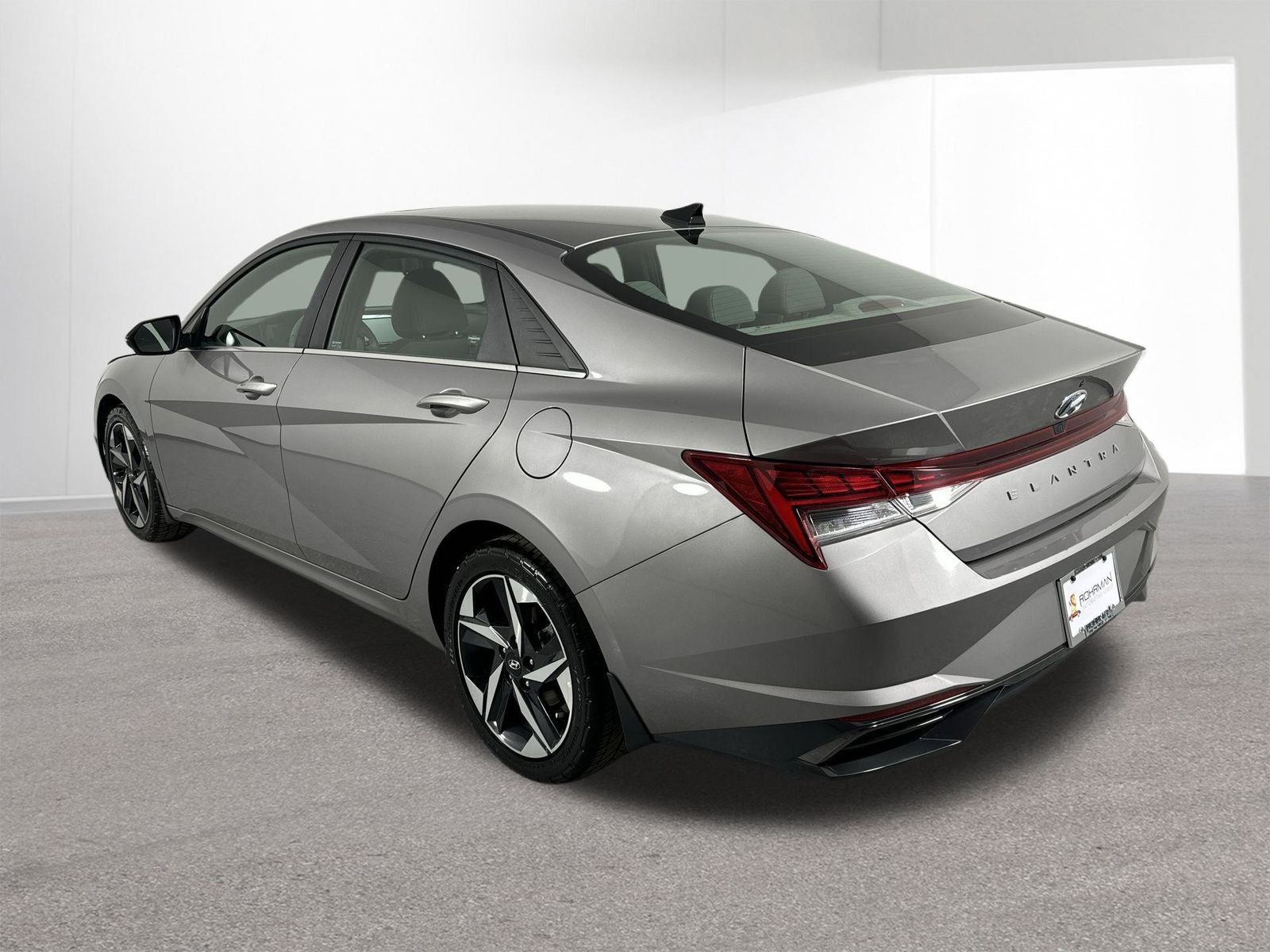 2022 Hyundai ELANTRA SEL Premium