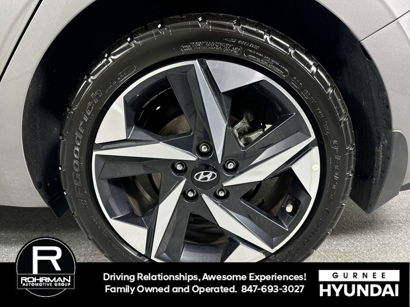 2022 Hyundai ELANTRA SEL Premium