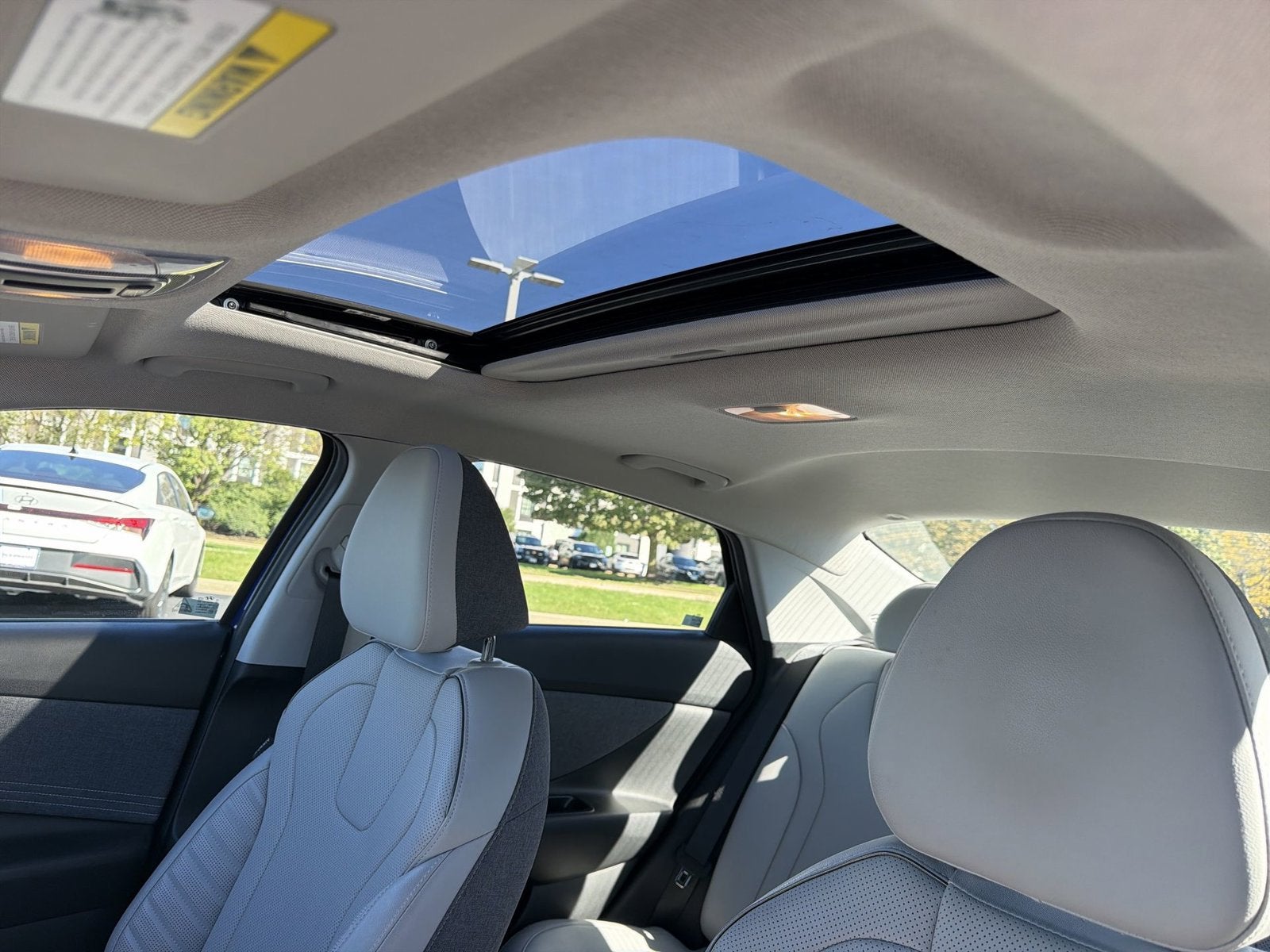 2023 Hyundai ELANTRA HYBRID Limited