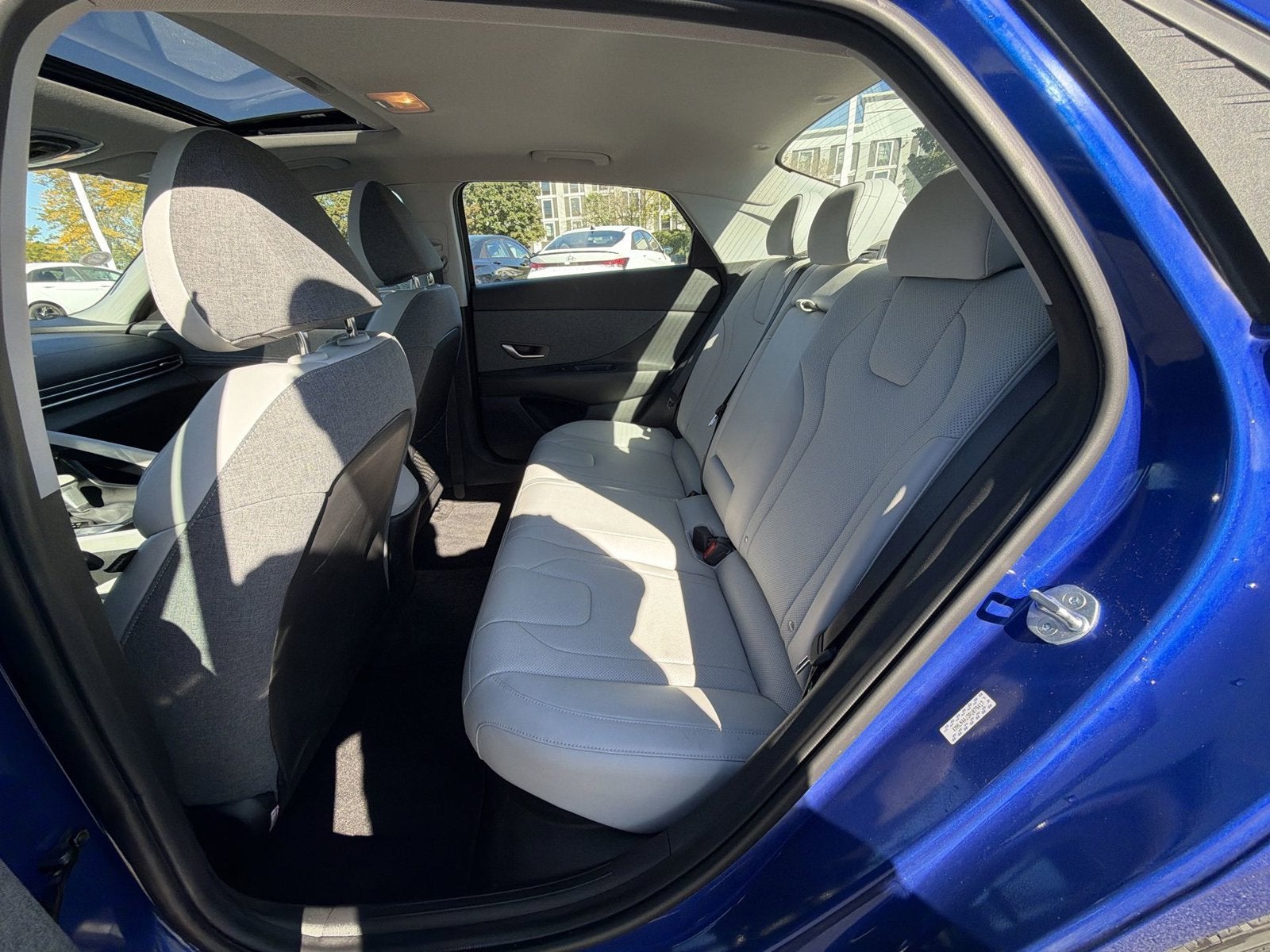 2023 Hyundai ELANTRA HYBRID Limited