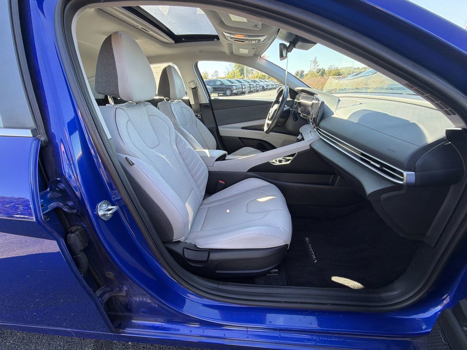 2023 Hyundai ELANTRA HYBRID Limited
