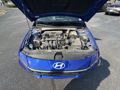 2024 Hyundai ELANTRA Limited
