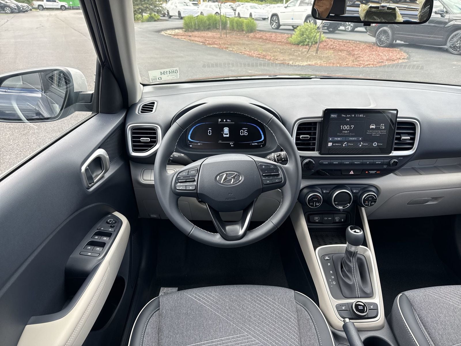 2026 Hyundai VENUE SEL