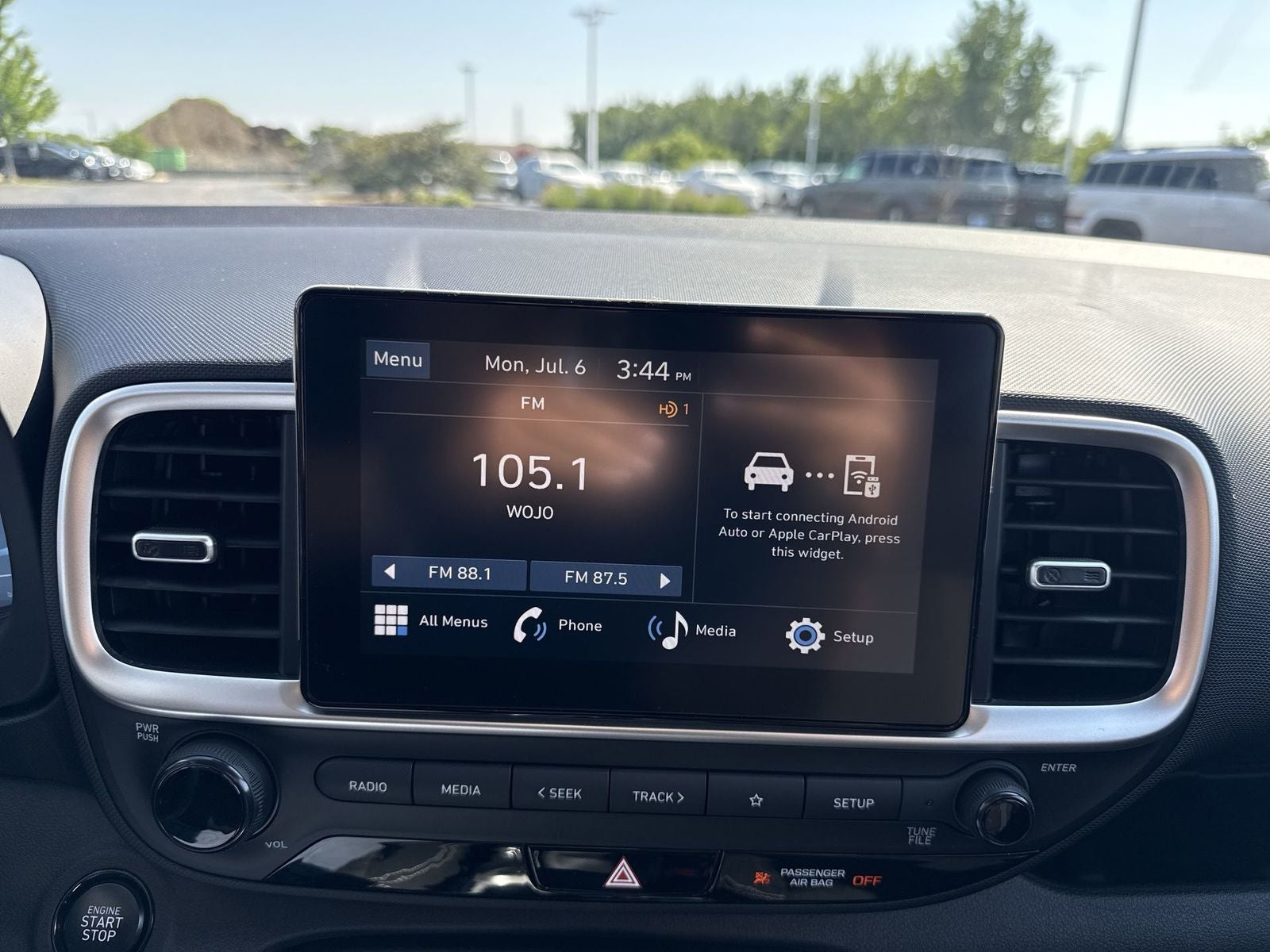 2026 Hyundai VENUE SEL