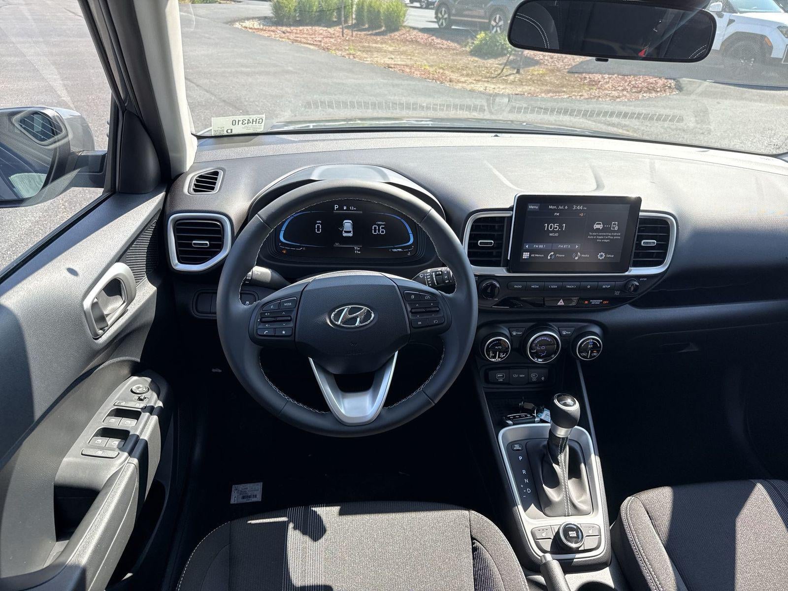 2026 Hyundai VENUE SEL