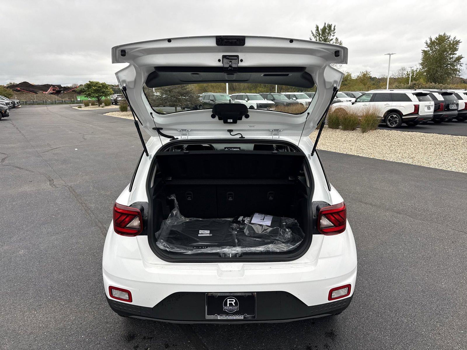 2026 Hyundai VENUE SEL