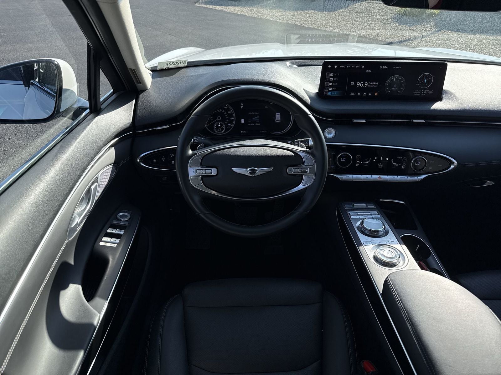 2025 Genesis GV70 2.5T