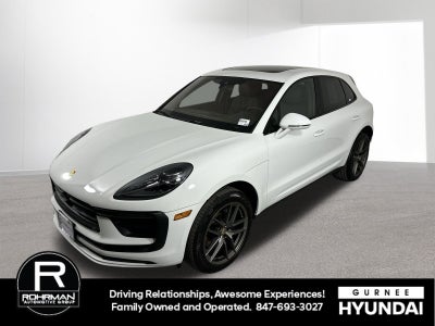 2023 Porsche Macan Base