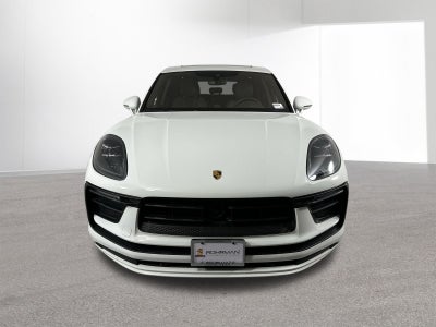 2023 Porsche Macan Base