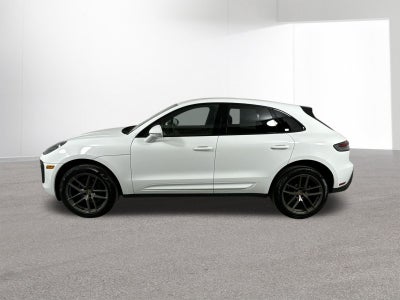 2023 Porsche Macan Base