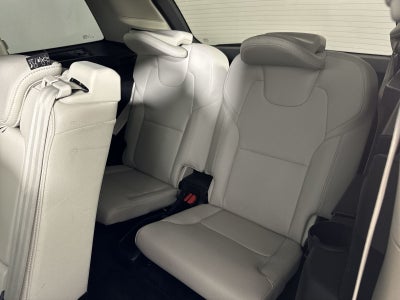 2021 Volvo XC90 Recharge Plug-In Hybrid T8 Inscription Expression 7 Passenger