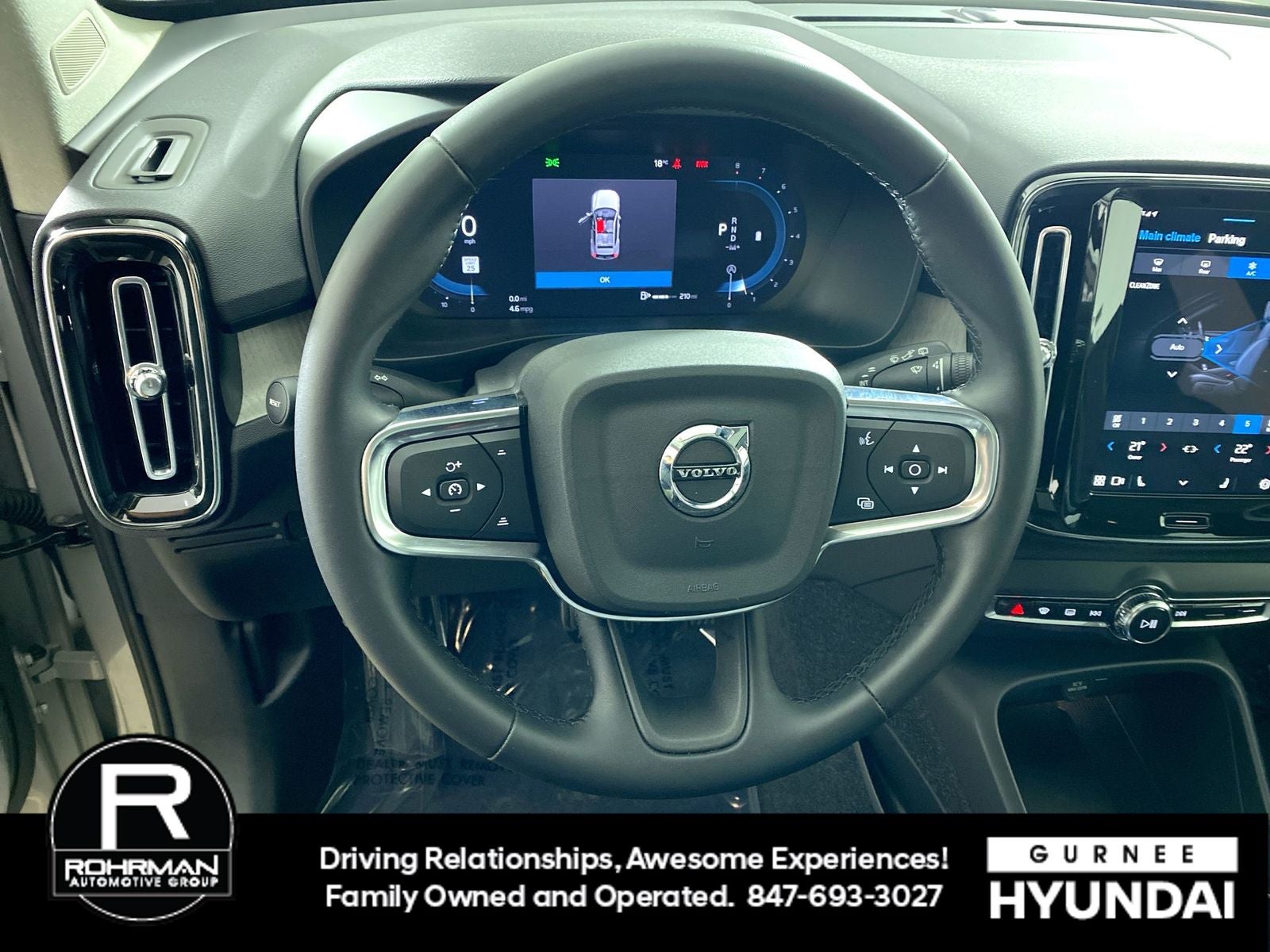 2025 Volvo XC40 B5 Plus Dark Theme