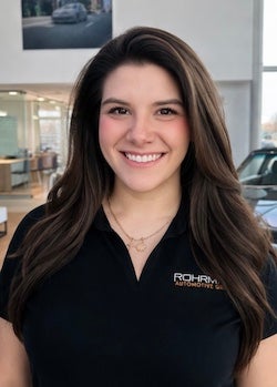 Nikki Dilollo